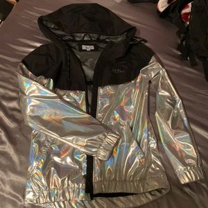 Holographic Jacket